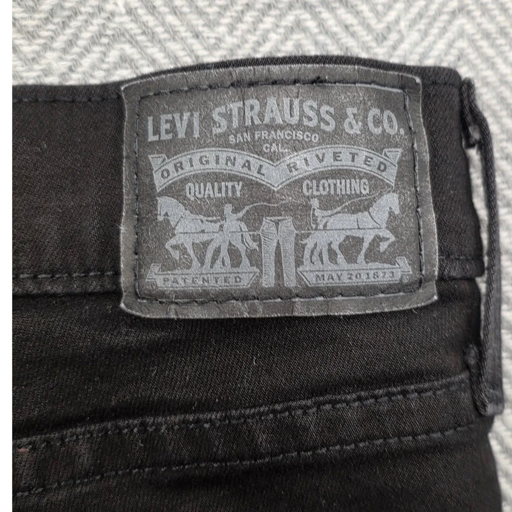 Levi's‎ 311 Shaping Skinny Black Jeans Women's Size 32x30